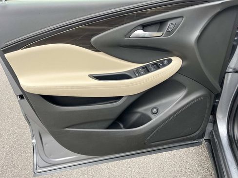 Used 2020 Buick Envision Preferred image 26