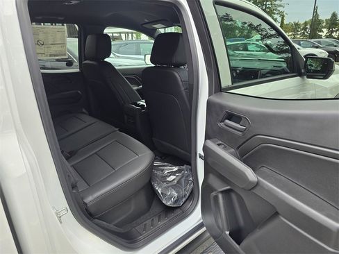 New 2026 Chevrolet Colorado Trail Boss image 14