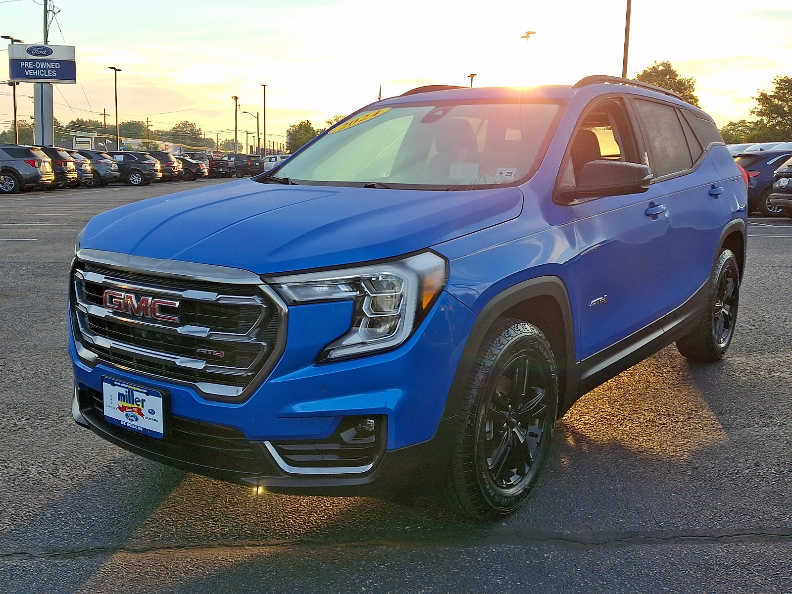 Used 2024 GMC Terrain AT4 w/ Infotainment Package II AWD/4WD image 3