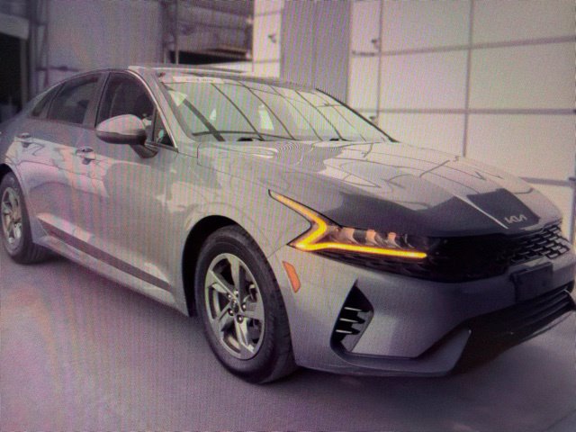 Used 2022 Kia K5 LXS FWD image 12