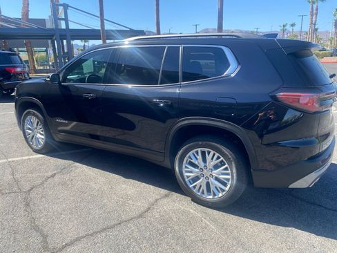 Used 2024 GMC Acadia Elevation w/ Luxury Package FWD image 7