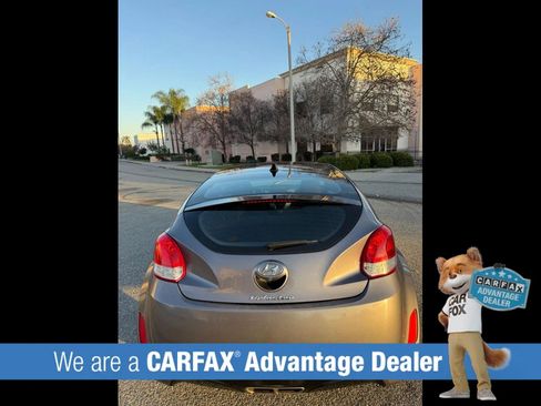 Used 2017 Hyundai Veloster Value Edition image 2