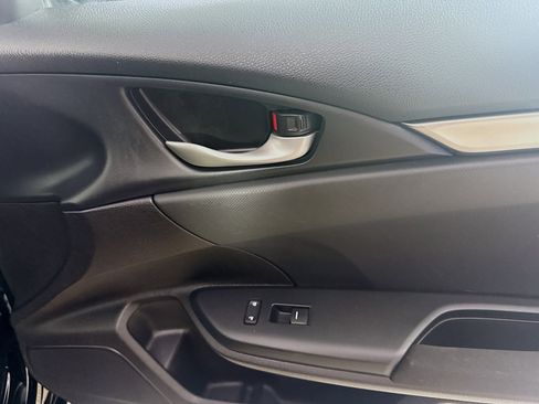 Used 2019 Honda Civic LX image 30