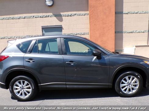 Used 2016 MAZDA CX-5 Sport AWD/4WD image 5