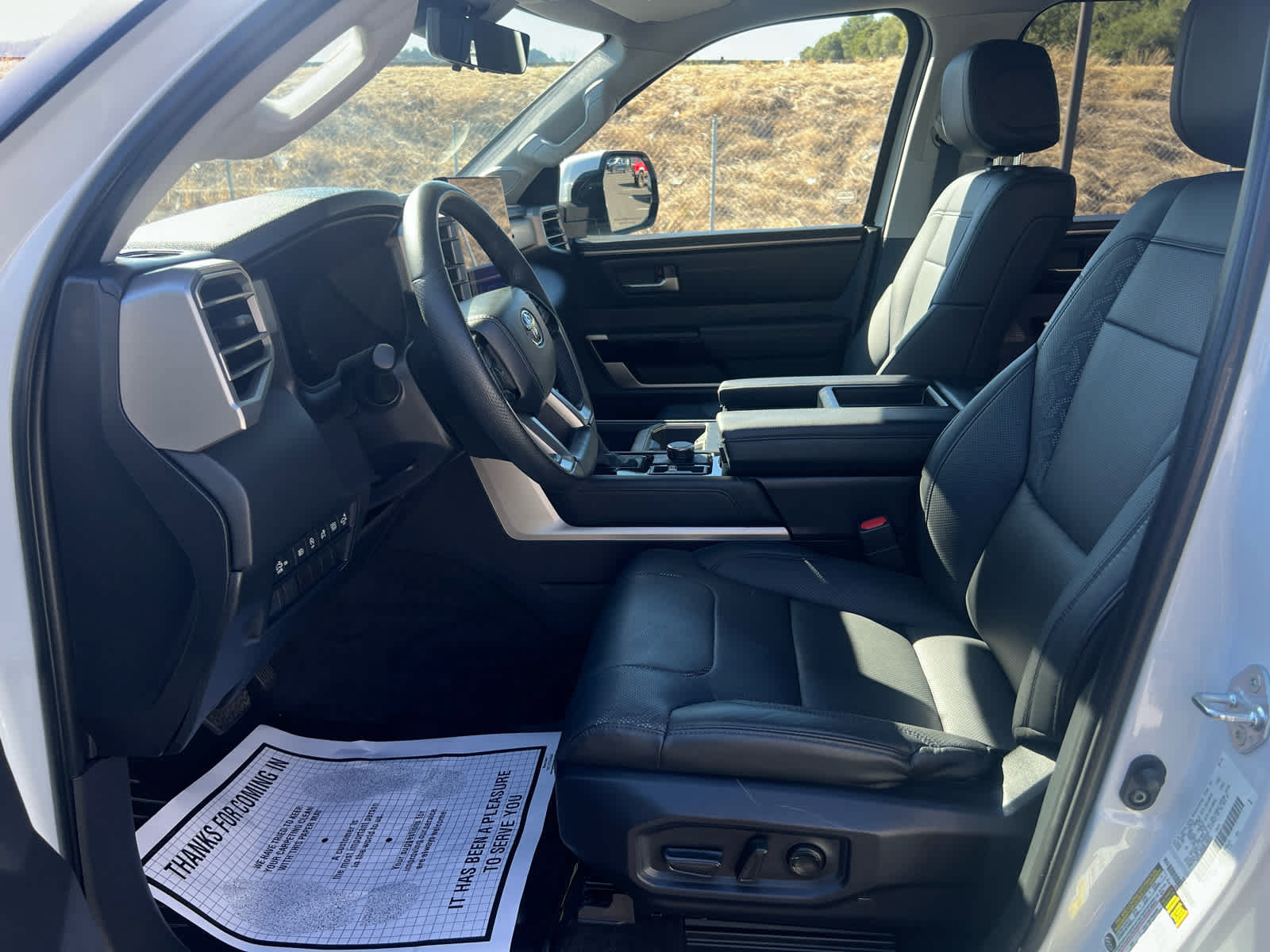 Used 2024 Toyota Tundra Limited AWD/4WD image 11