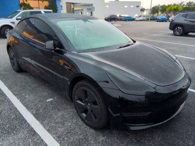 Used 2022 Tesla Model 3 Long Range AWD/4WD image 1
