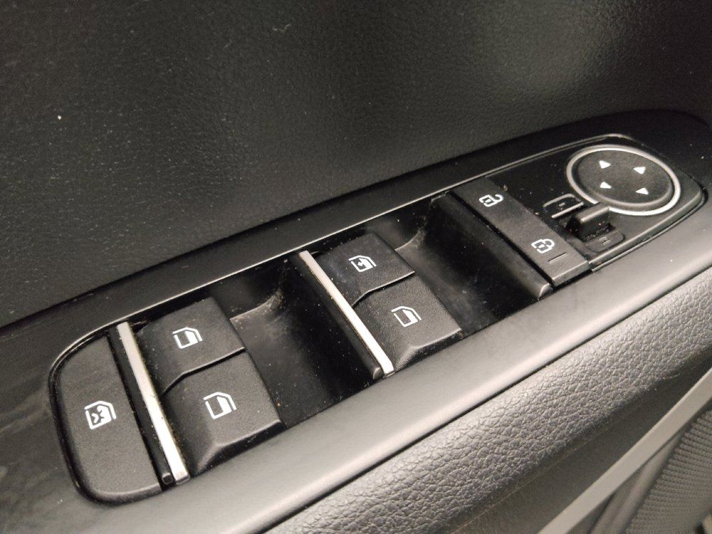 Used 2020 Kia Soul LX FWD image 27