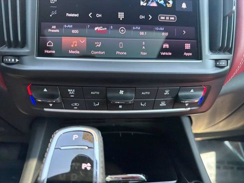 Used 2023 Maserati Levante GT AWD/4WD image 24