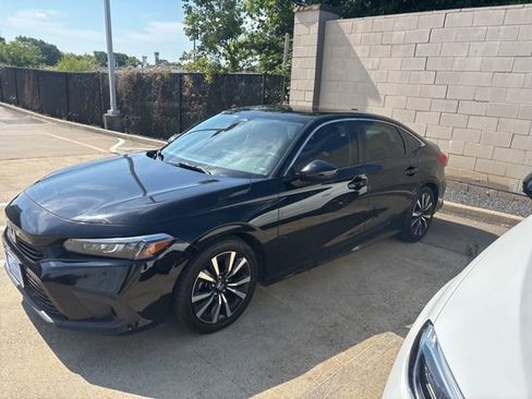 Used 2022 Honda Civic EX image 1