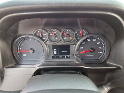 Used 2019 Chevrolet Silverado 1500 Custom w/ Custom Value Package image 21