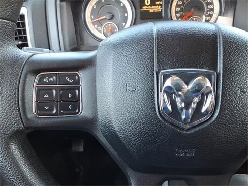 Used 2016 RAM 1500 Classic SLT image 18