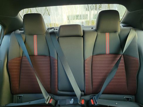 Used 2025 Toyota Corolla SE image 22