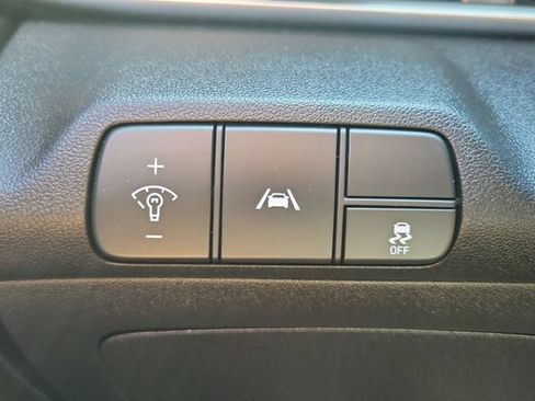 Certified 2023 Hyundai Elantra SEL w/ Convenience Package FWD image 18