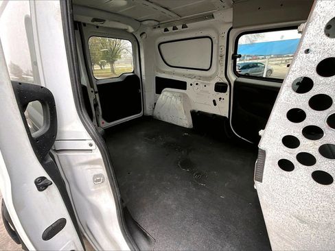 Used 2017 RAM ProMaster City Tradesman w/ Rear Back-up Camera Group image 21