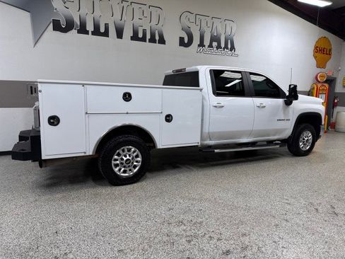 Used 2024 Chevrolet Silverado 2500 LT w/ Convenience Package image 47