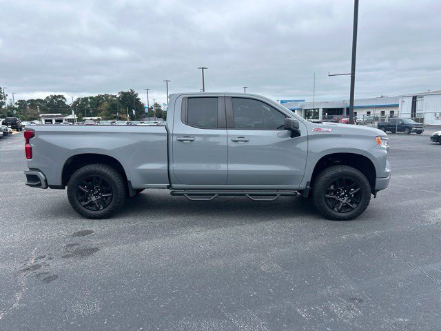 Used 2024 Chevrolet Silverado 1500 RST AWD/4WD image 5