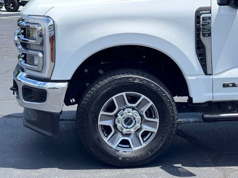 Used 2024 Ford F250 Lariat AWD/4WD image 38