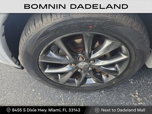 Used 2017 Dodge Durango GT w/ Nav & Power Liftgate Group image 11