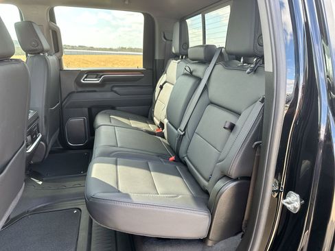 Used 2025 GMC Sierra 3500 Denali w/ Denali Reserve Package image 23