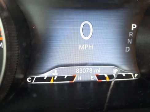 Used 2020 Jeep Cherokee Limited FWD image 18