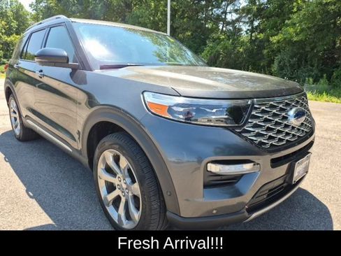 Used 2020 Ford Explorer Platinum w/ Premium Technology Package AWD/4WD image 5