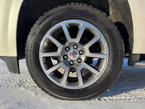 Used 2015 GMC Yukon XL Denali w/ Open Road Package image 13