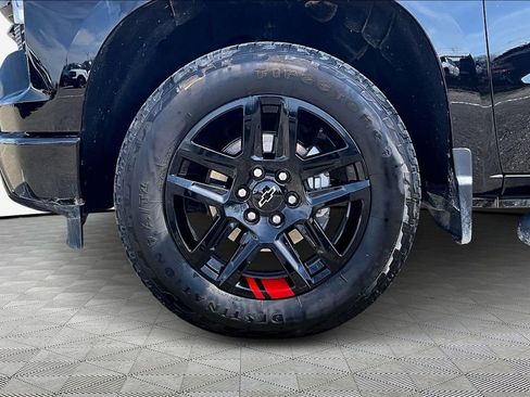 Used 2024 Chevrolet Silverado 1500 RST w/ Redline Edition image 9