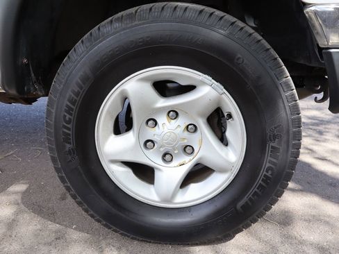 Used 2001 Toyota Tacoma 4x4 Xtracab V6 image 37