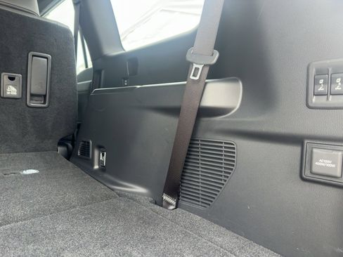 Used 2024 Lexus GX 550 image 44