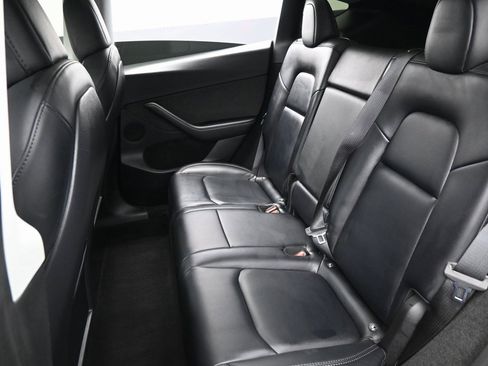 Used 2023 Tesla Model Y Long Range image 25