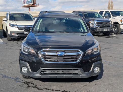 Used 2019 Subaru Outback 3.6R Limited w/ Popular Package #2 image 11