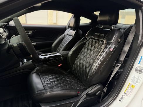 Used 2022 Ford Mustang GT Premium w/ GT Performance Package RWD image 13