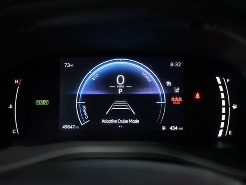 Used 2025 Toyota Camry LE FWD image 15