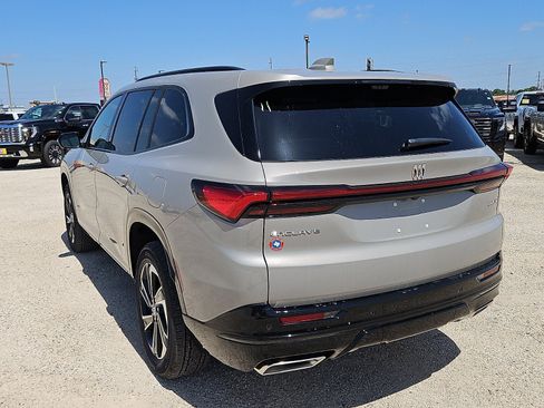 New 2026 Buick Enclave Sport Touring w/ Power Package FWD image 3