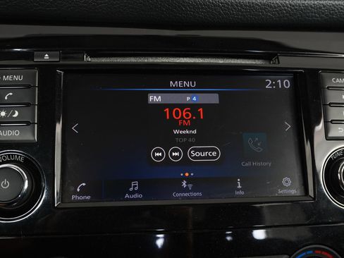 Used 2018 Nissan Rogue S FWD image 21