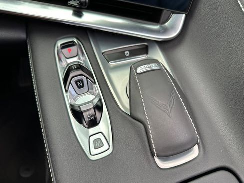 Used 2021 Chevrolet Corvette Stingray Coupe w/ Engine Appearance Package image 20