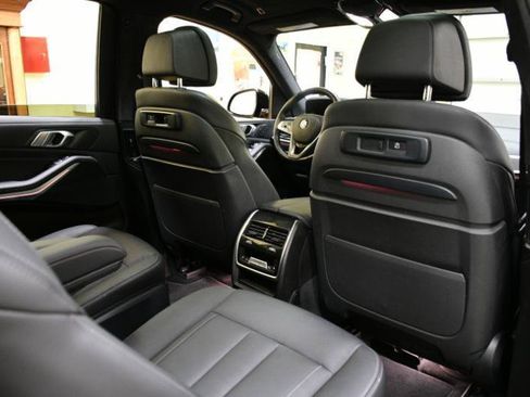 Used 2022 BMW X7 xDrive40i w/ Premium Package AWD/4WD image 57