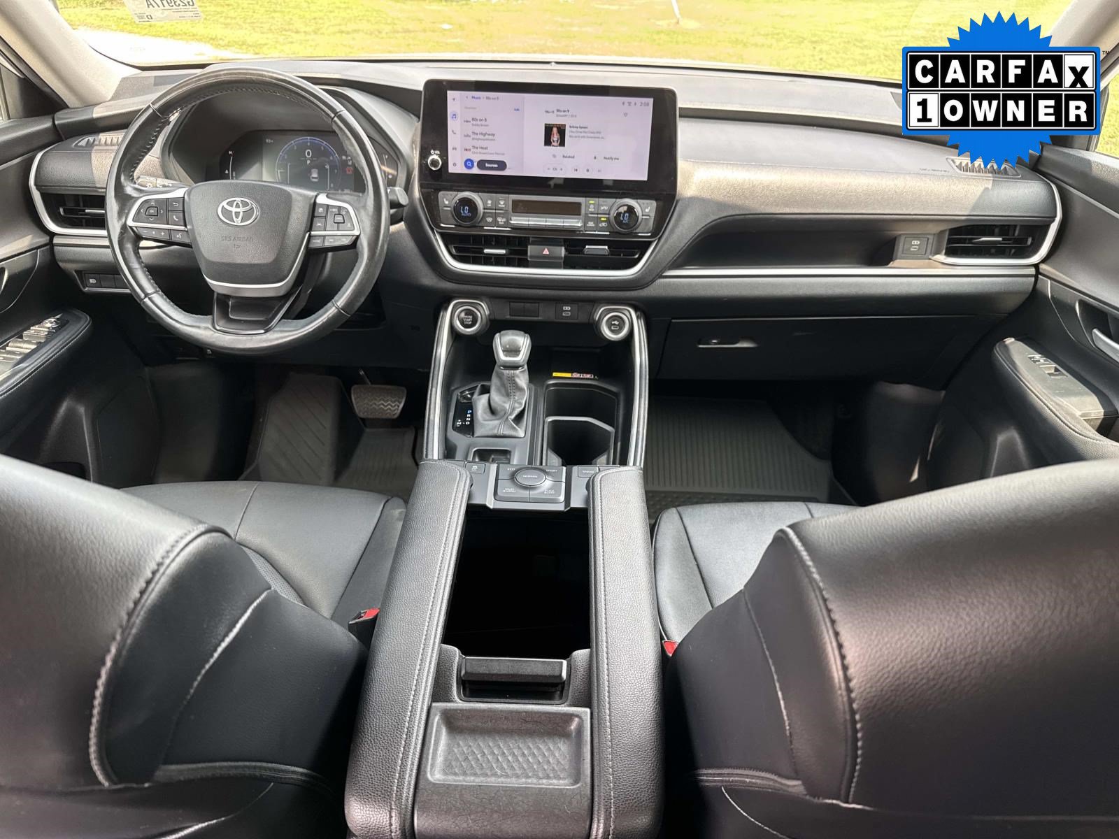 Used 2024 Toyota Grand Highlander AWD image 18