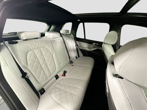 New 2026 BMW X5 xDrive40i w/ M Sport Package image 28