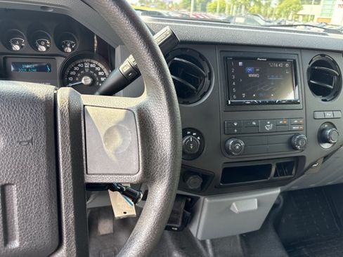 Used 2016 Ford F250 XL w/ Power Equipment Group AWD/4WD image 18