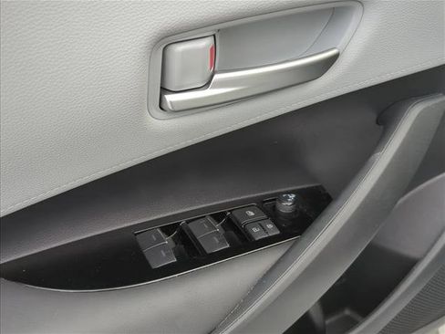 Certified 2023 Toyota Corolla SE image 11
