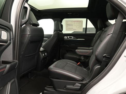 New 2026 Ford Explorer ST w/ Sun And Sound Package image 18