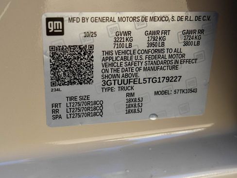 Used 2026 GMC Sierra 1500 AT4X AWD/4WD image 42