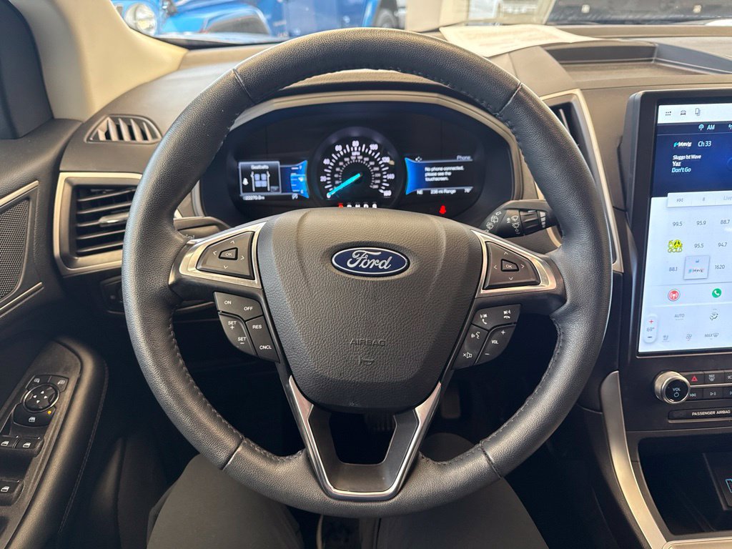 Used 2024 Ford Edge SEL w/ Convenience Package AWD/4WD image 16