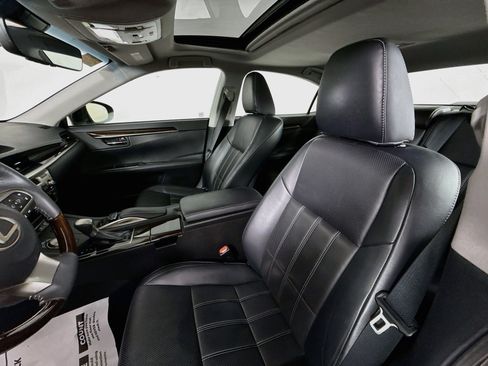 Used 2017 Lexus ES 350 w/ Luxury Package FWD image 11