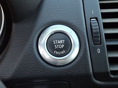 Used 2008 BMW 135i Convertible image 19