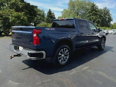 Used 2023 Chevrolet Silverado 1500 LT AWD/4WD image 8