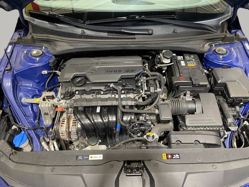 Used 2022 Hyundai Elantra SE image 20