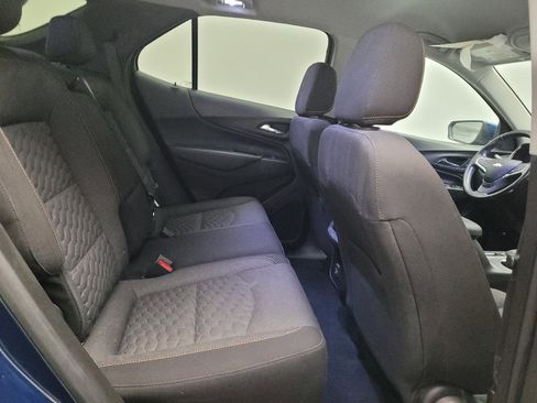 Used 2021 Chevrolet Equinox LT FWD image 19