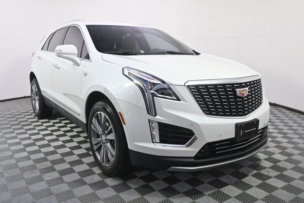 Used 2025 Cadillac XT5 Premium Luxury FWD image 9